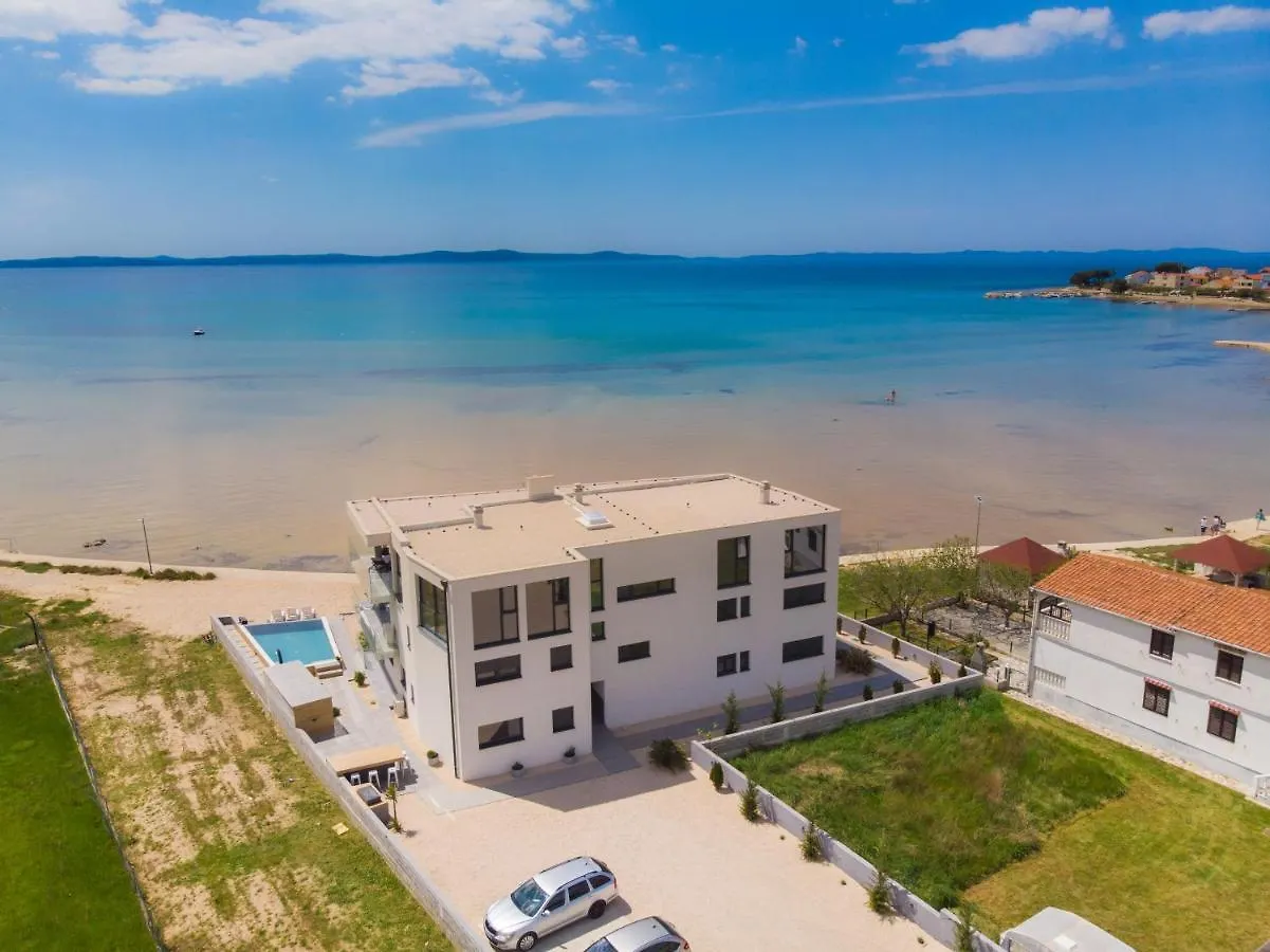Apartman Jimmys Beach Privlaka - Direkt Am Meer, Tollem Blick Und Beheiztem Pool