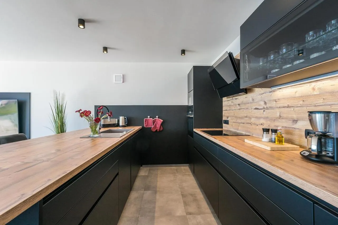 Apartman Jimmys Beach Privlaka - Direkt Am Meer, Tollem Blick Und Beheiztem Pool