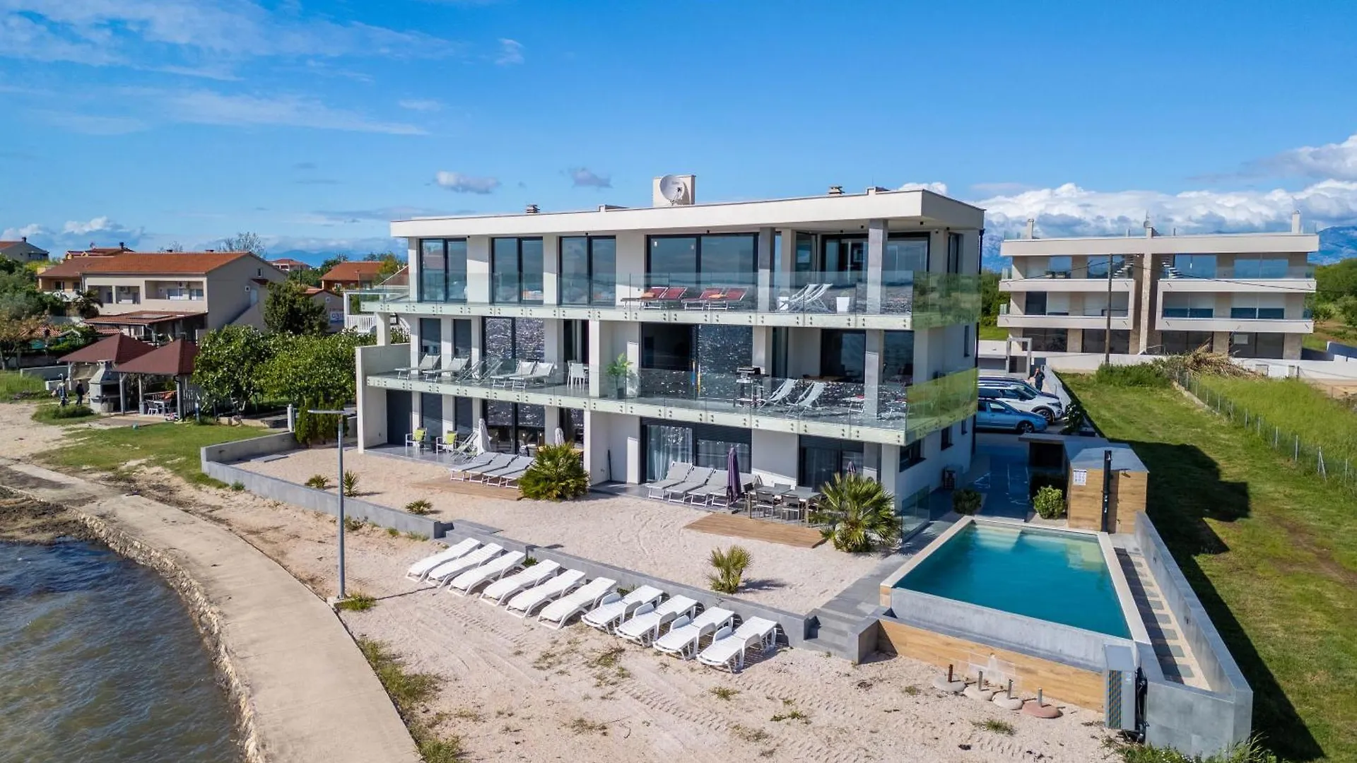 Apartman Jimmys Beach Privlaka - Direkt Am Meer, Tollem Blick Und Beheiztem Pool